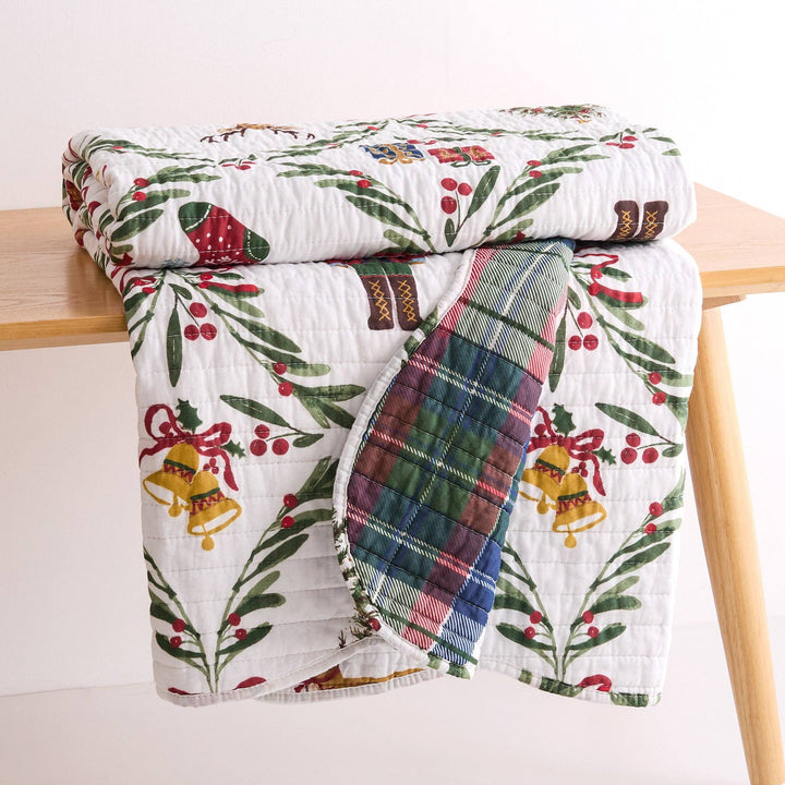 Quilted Throw - Festive Nutcrackers