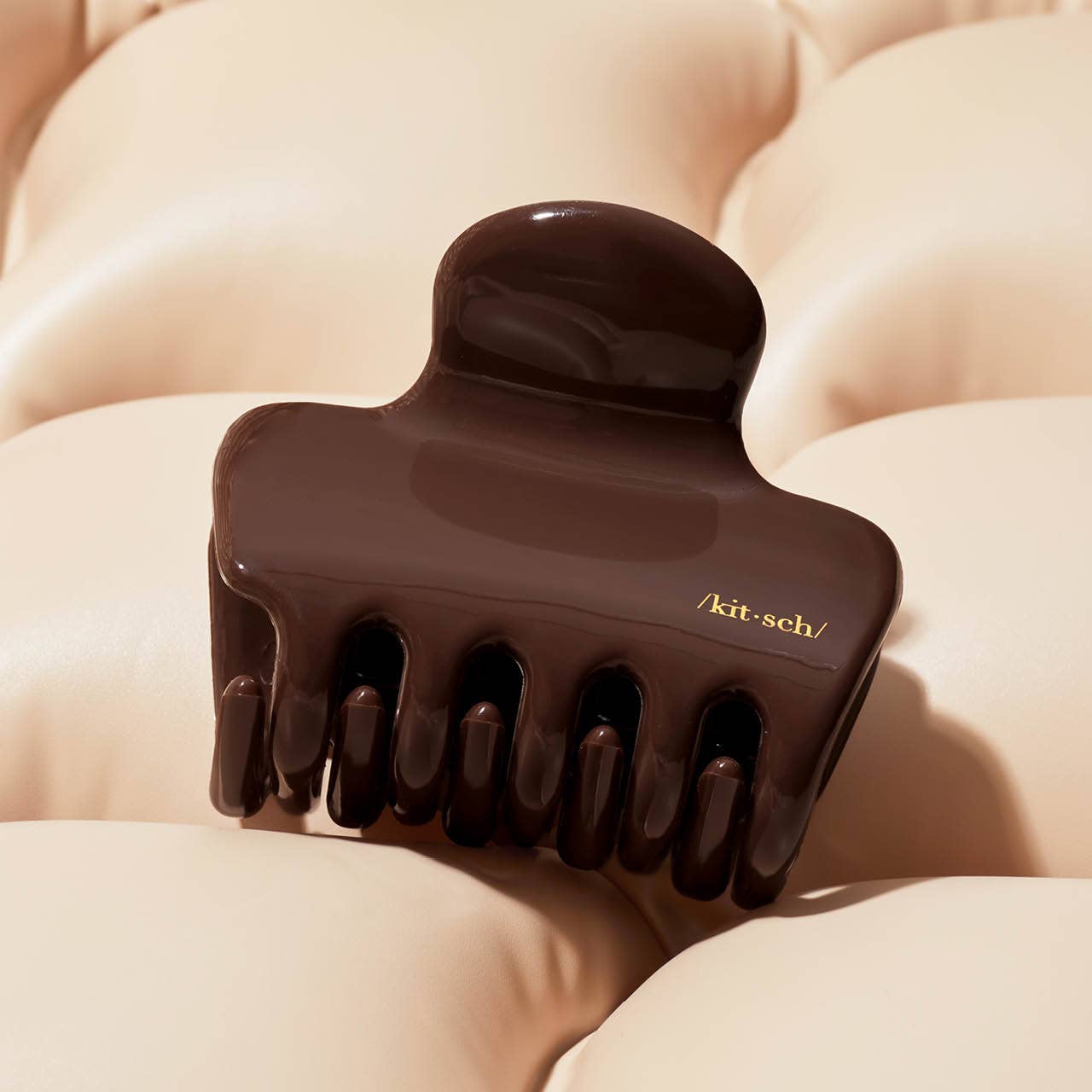 Kitsch - Recycled Plastic Puffy Cloud Claw Clip - Chocolate