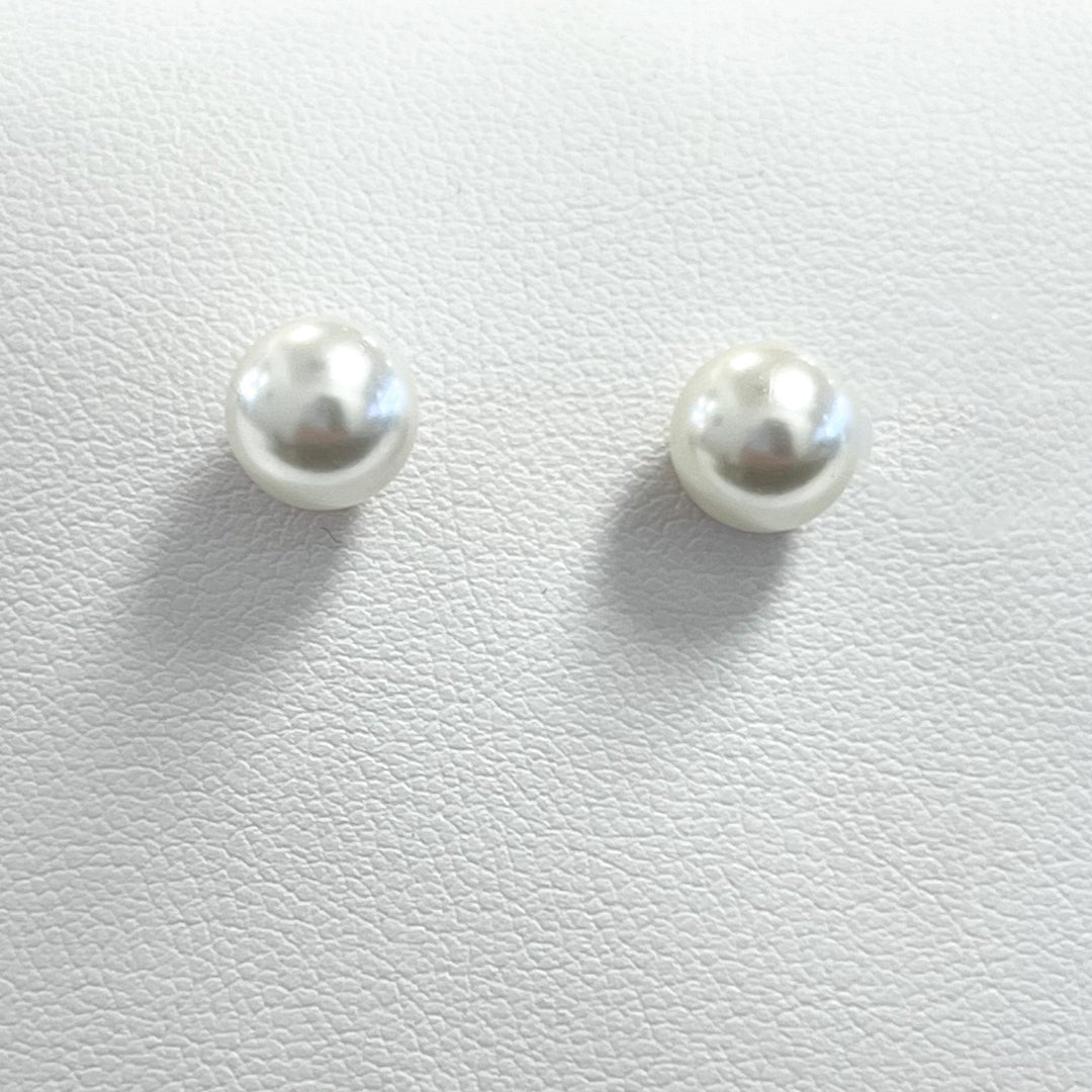 Paislee - Pearl Stud Earrings