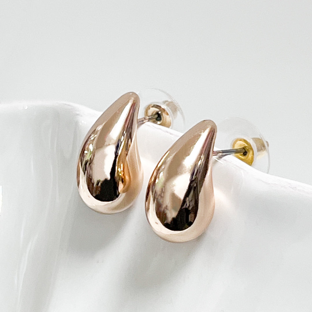 Jaden - Gold Teardrop Stud Earrings