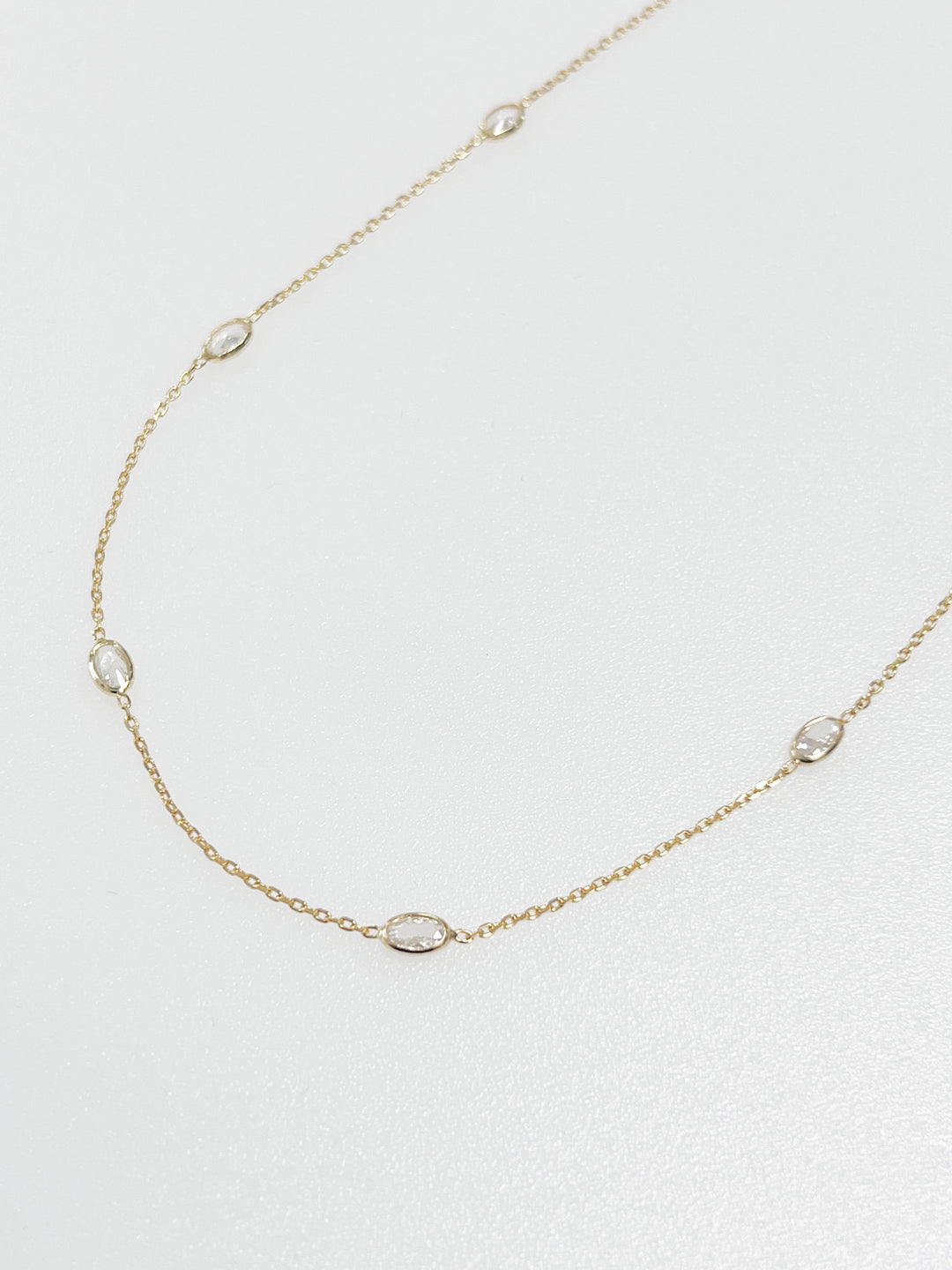 Mandy - Oval Rhinestone Necklace (Gold)
