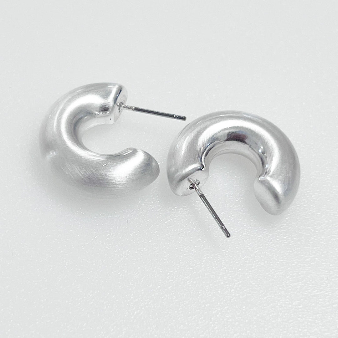 Allison - Chunky Brushed Silver Hoop Earrings