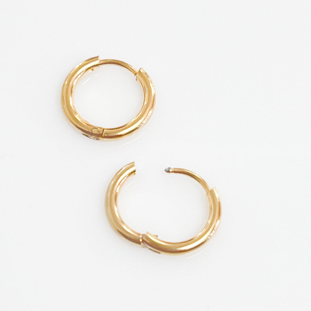 Jenner - Dainty Gold Huggies