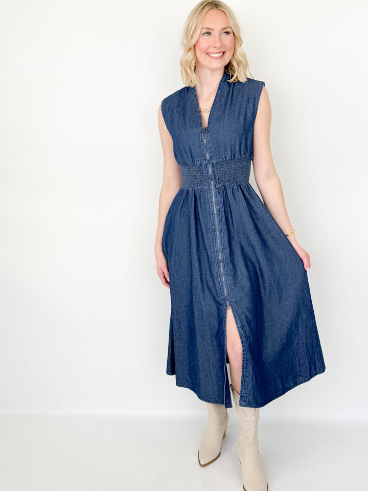 Darcy - Sleeveless Denim Midi Dress