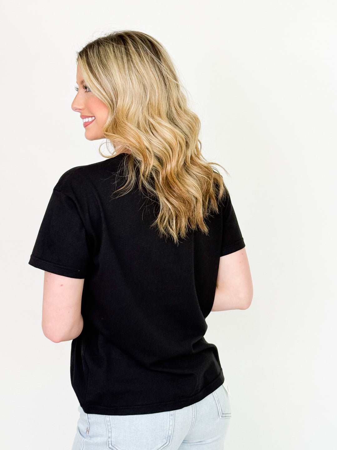 Lauren - Basic Crew Neck Tee (Black)