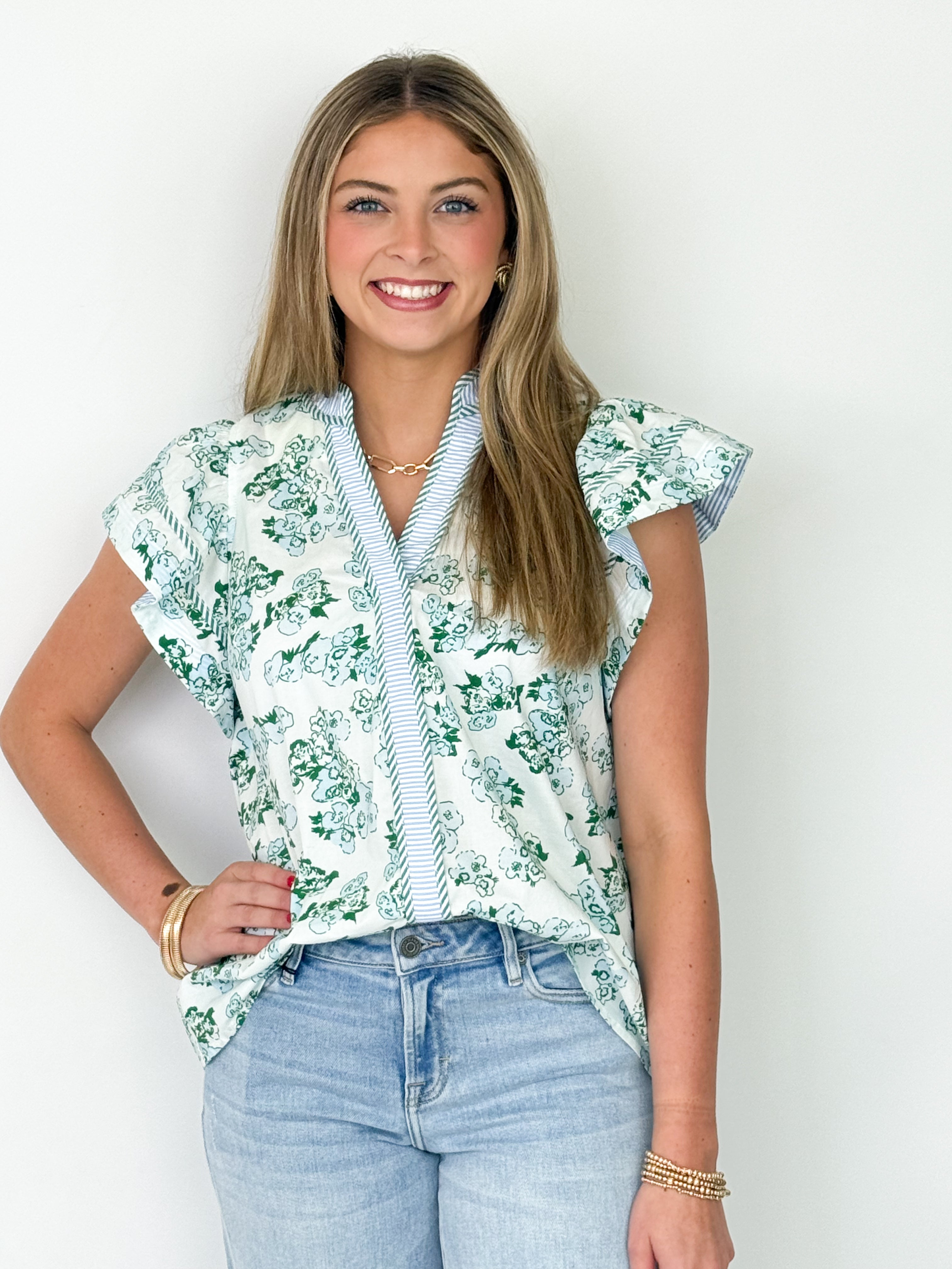 Brooke - Floral Flutter Sleeve Top