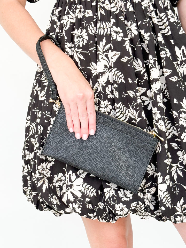 Lexie - 5 Compartment Crossbody/Wristlet (Black)