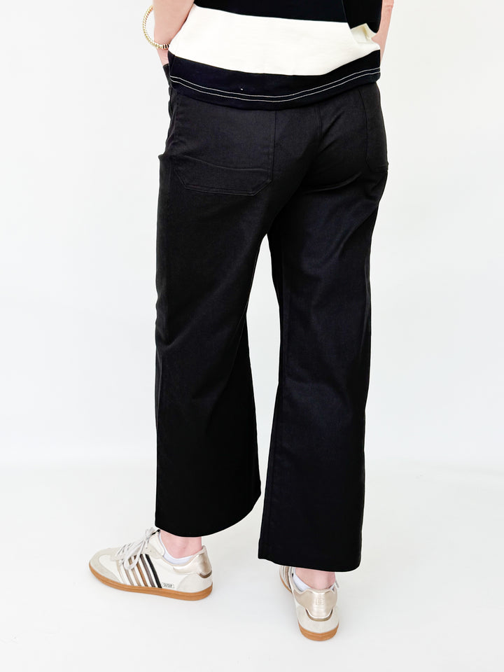 Lasarah - Ankle Cropped Pants (Black)