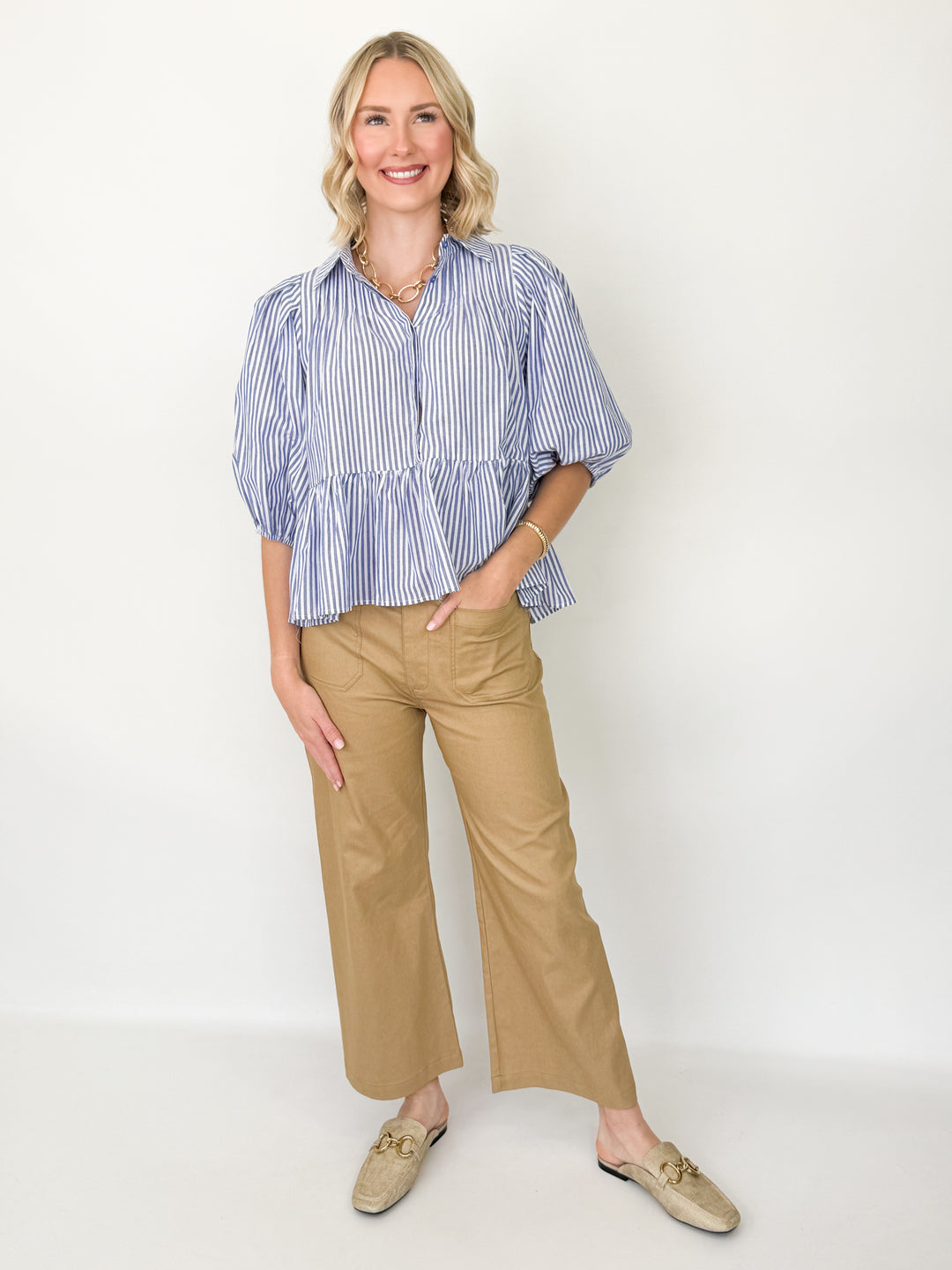 Lasarah - Ankle Cropped Pants (Khaki)