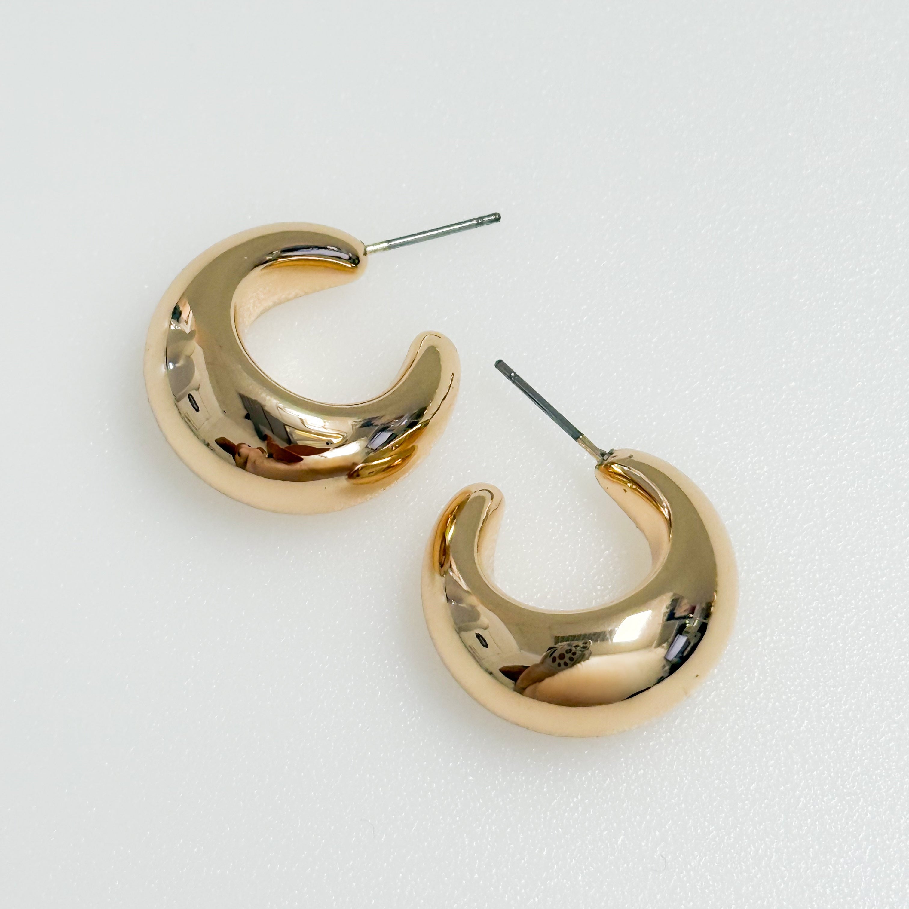 Raven - Chunky Gold Hoops