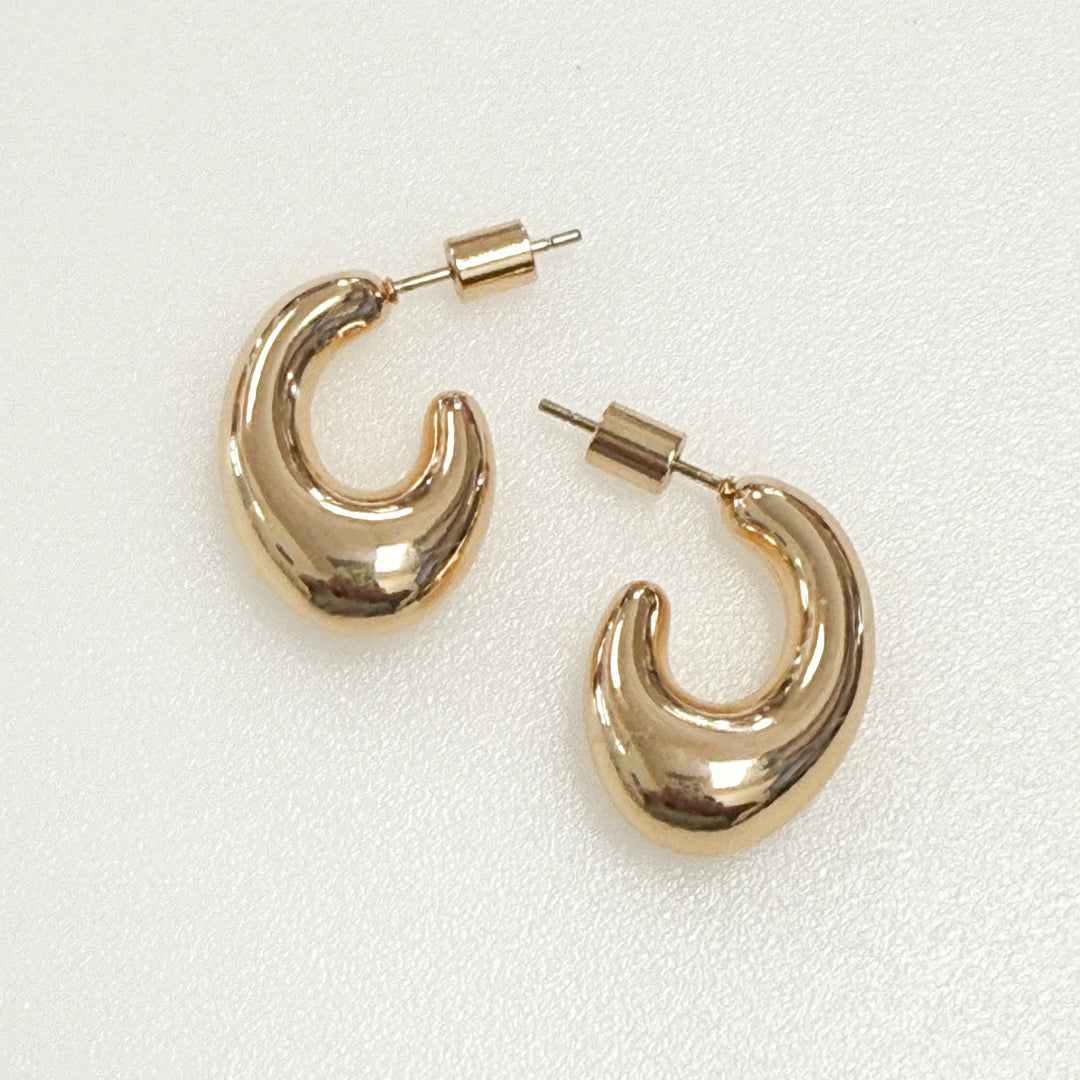 Angela - Gold Abstract Oval Hoops