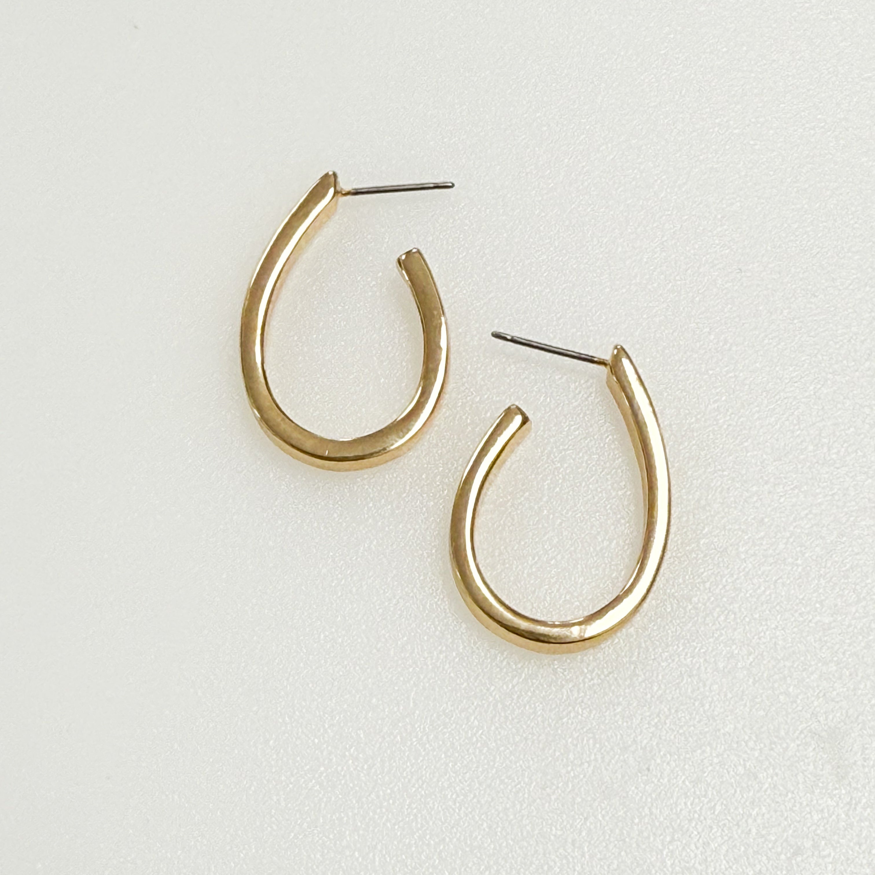 Evie - Teardrop Hoops (Gold)