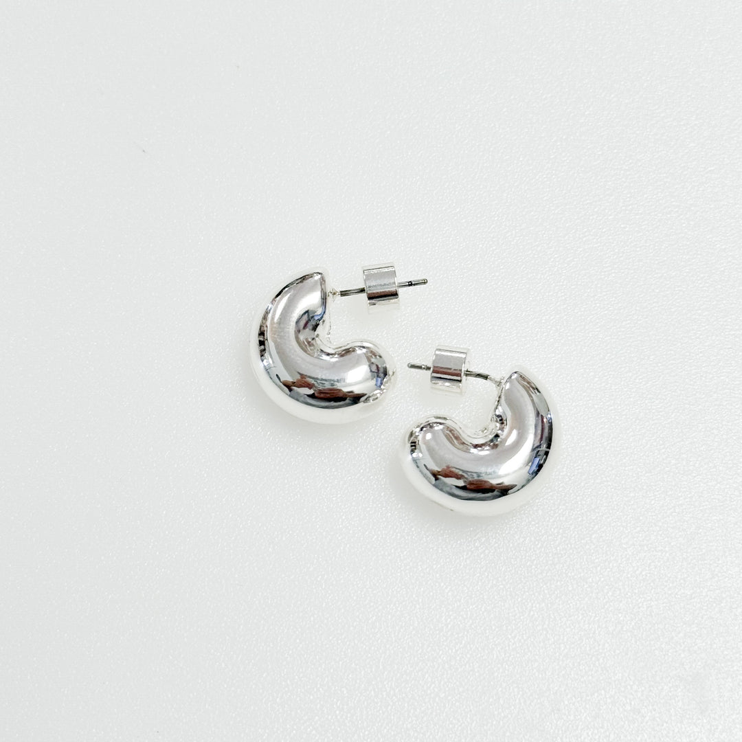 Celeste - Chunky Huggie Hoops (Silver)