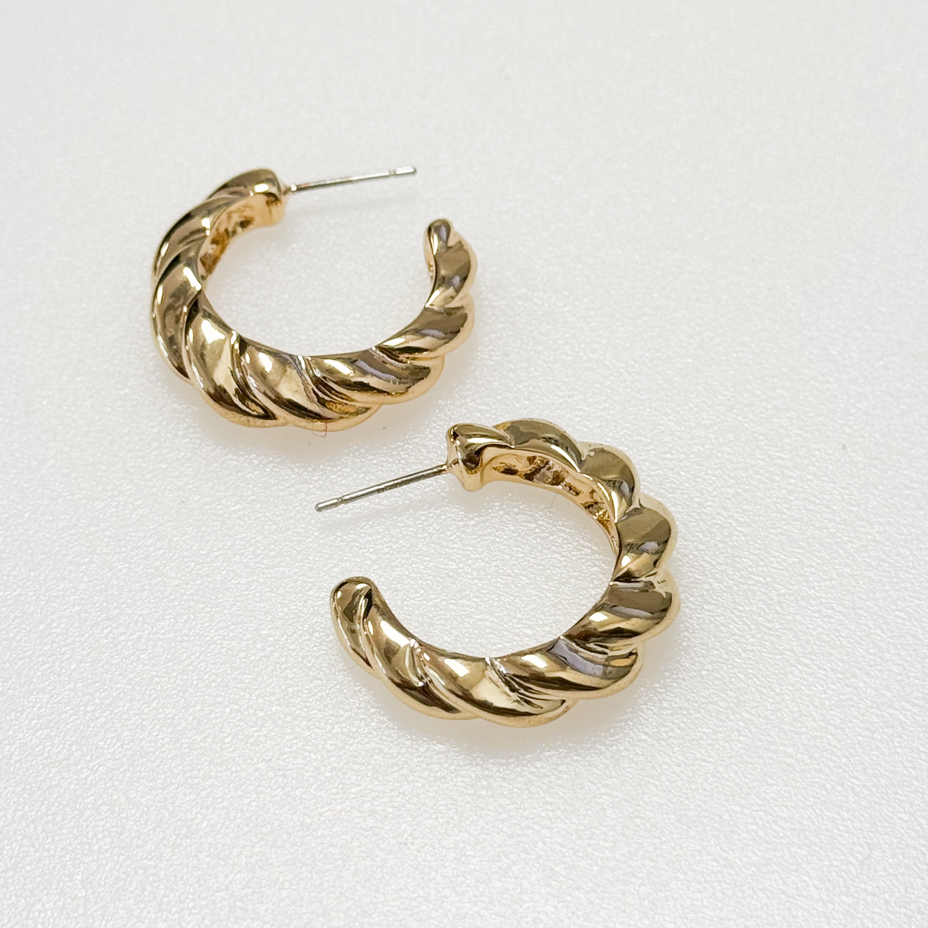 Laila - Gold Mini Twisted Hoops