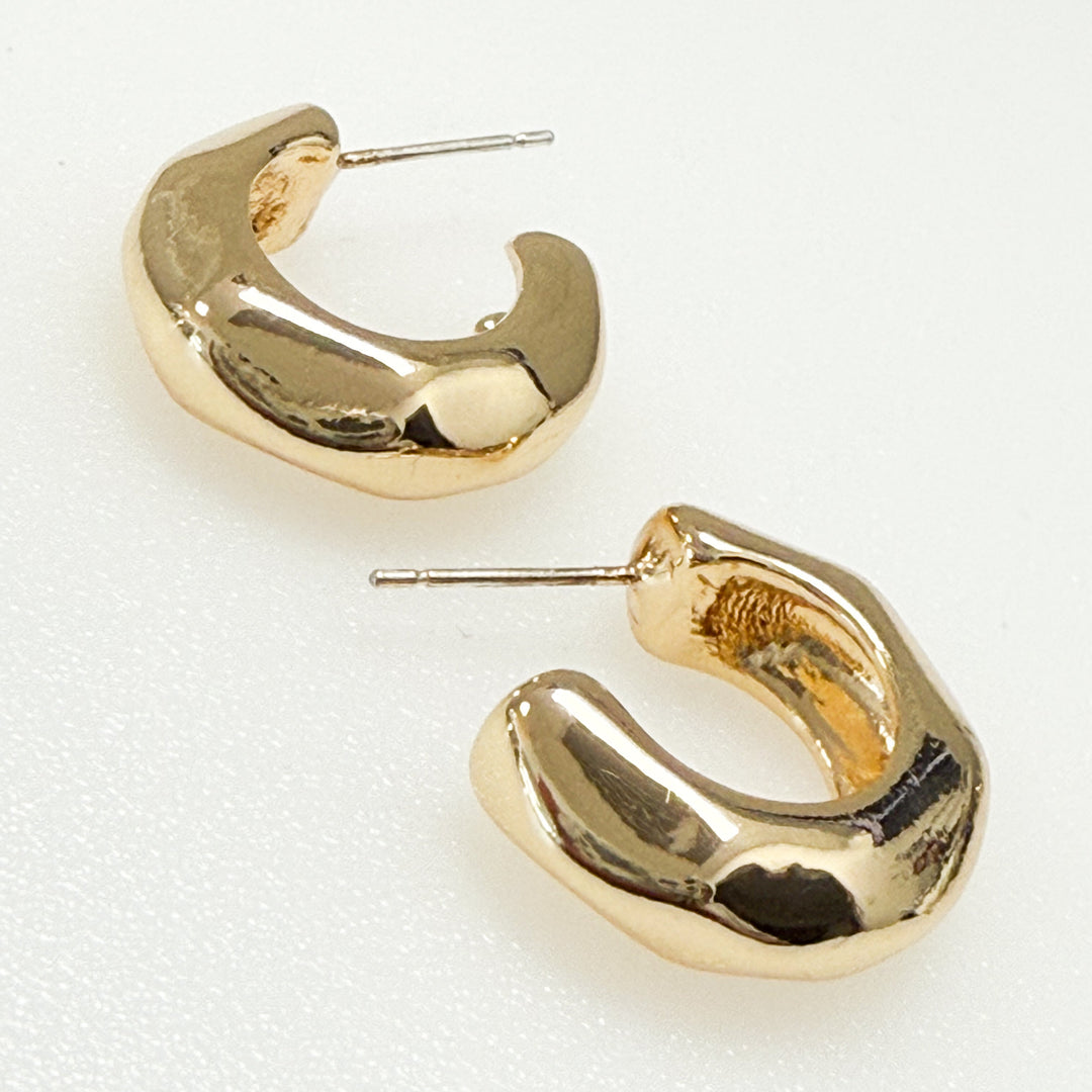 Regina - Gold Textured Mini Hoops