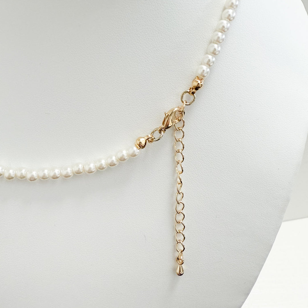 Stephanie - Pearl Necklace