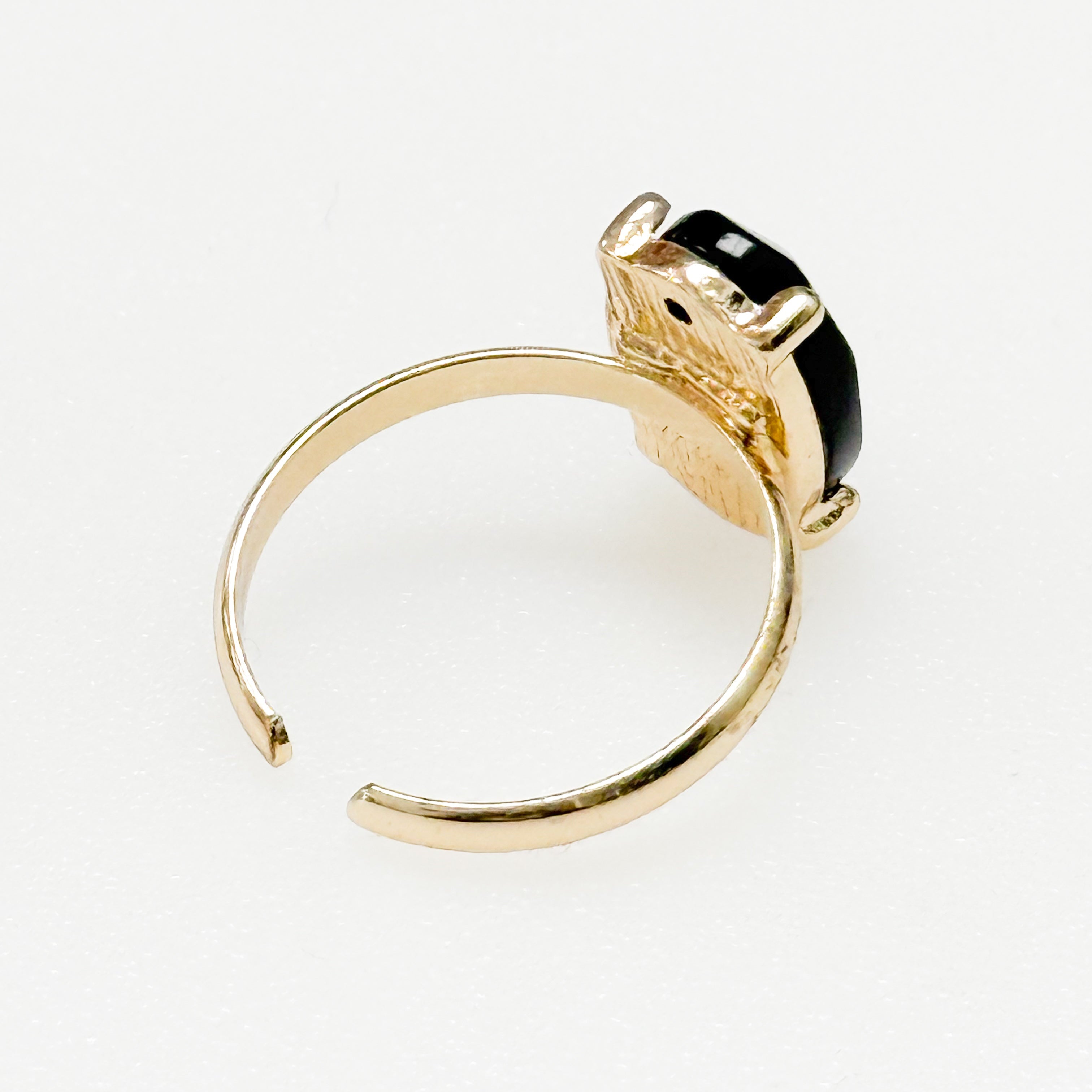 Gloria - Black Oval Rhinestone Ring
