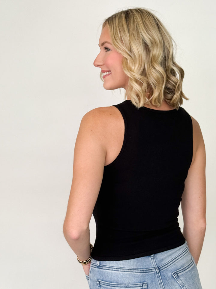 Erika - Ribbed Round Neck Top (Black)