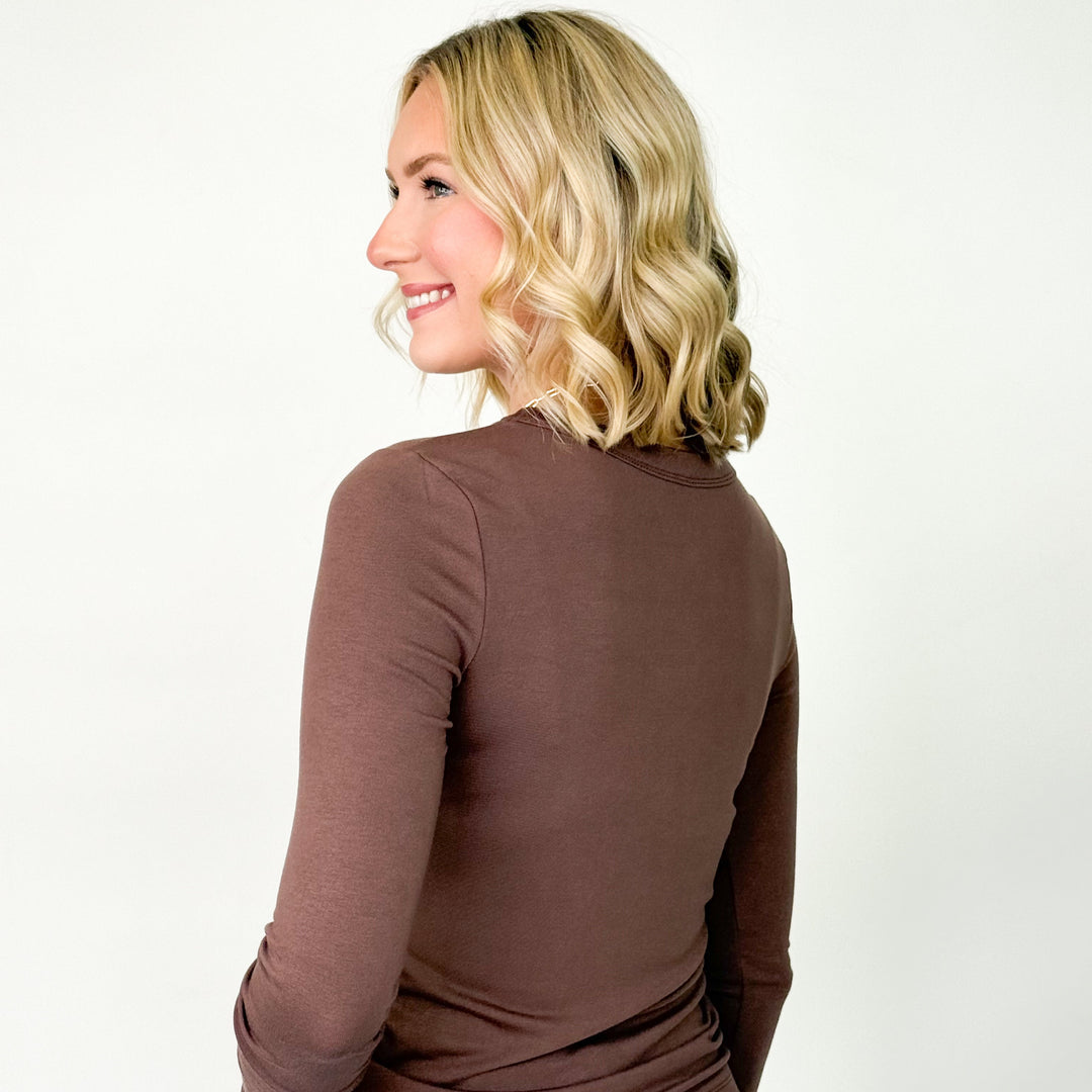 Nova - Round Neck Long Sleeve Knit Top (Brown)