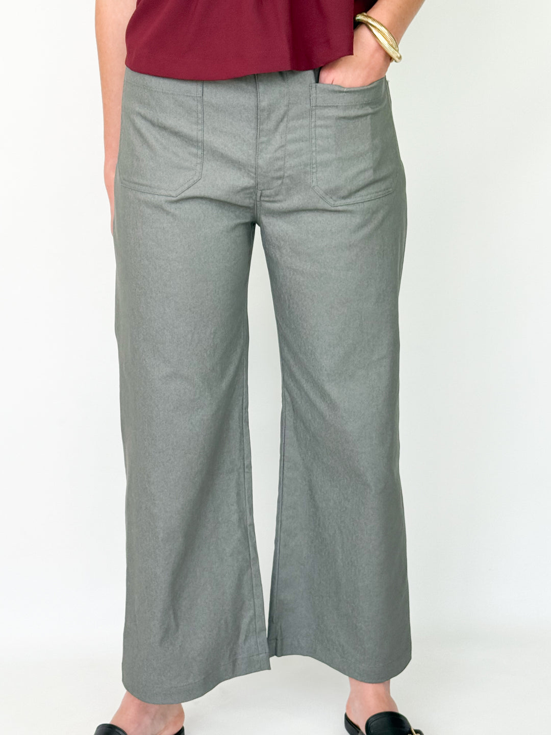 Lasarah - Ankle Cropped Pants (Gray)