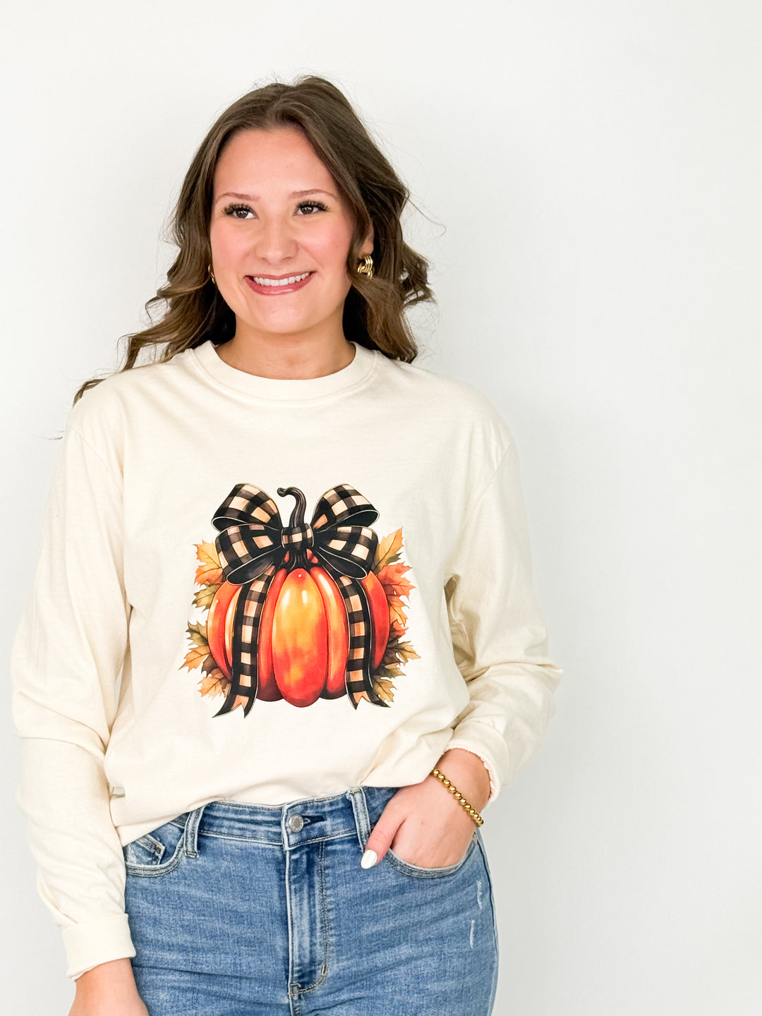 Pumpkin w/ Plaid Bow Long Sleeve Graphic Tee