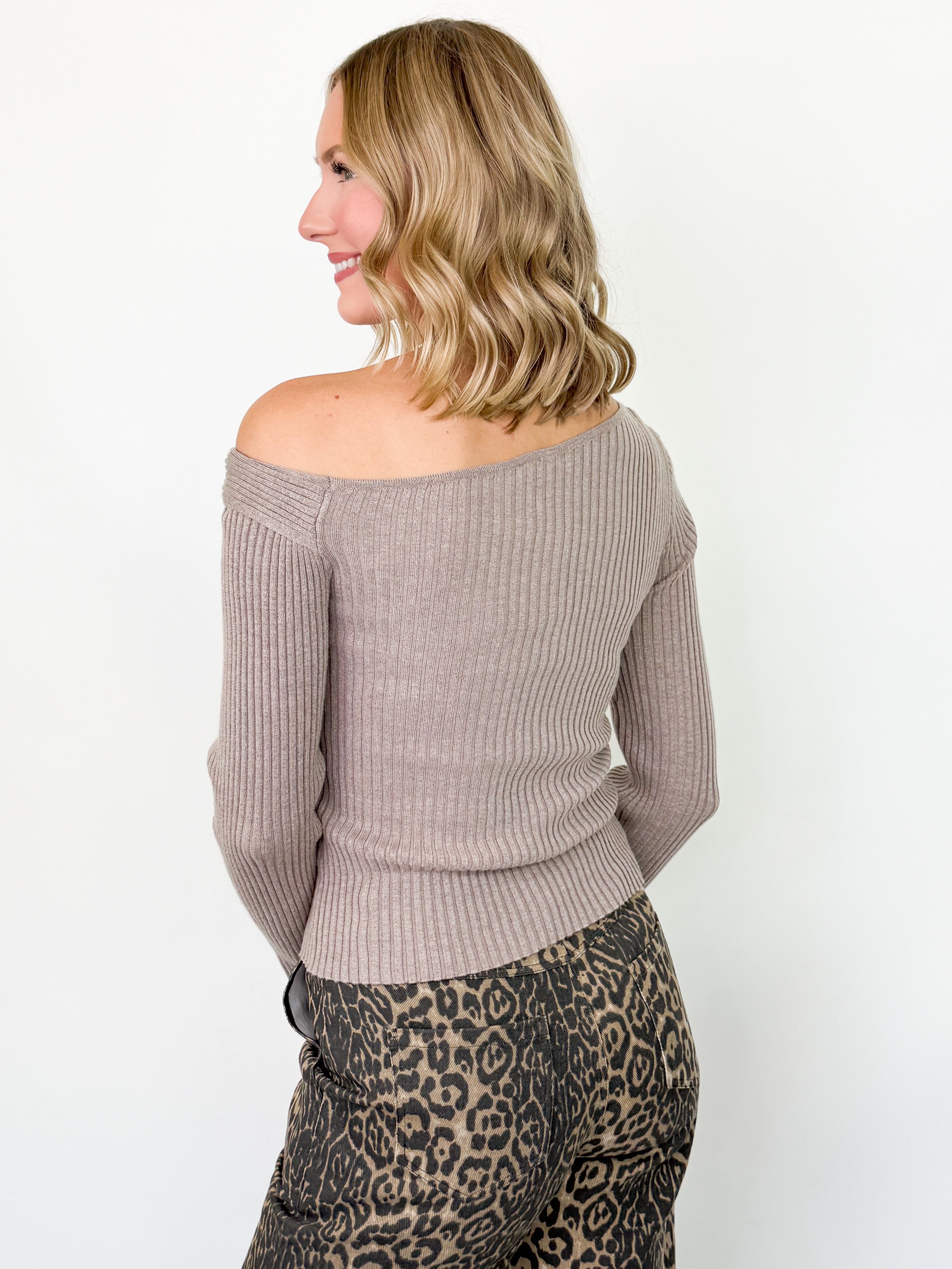 Rubina - One Shoulder Ribbed Sweater (Taupe)