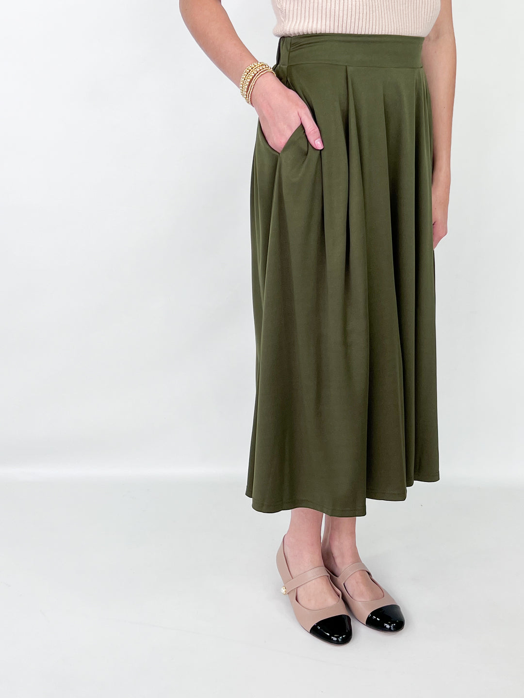 Terri - Pleated Side Pocket Midi Skirt (Olive)