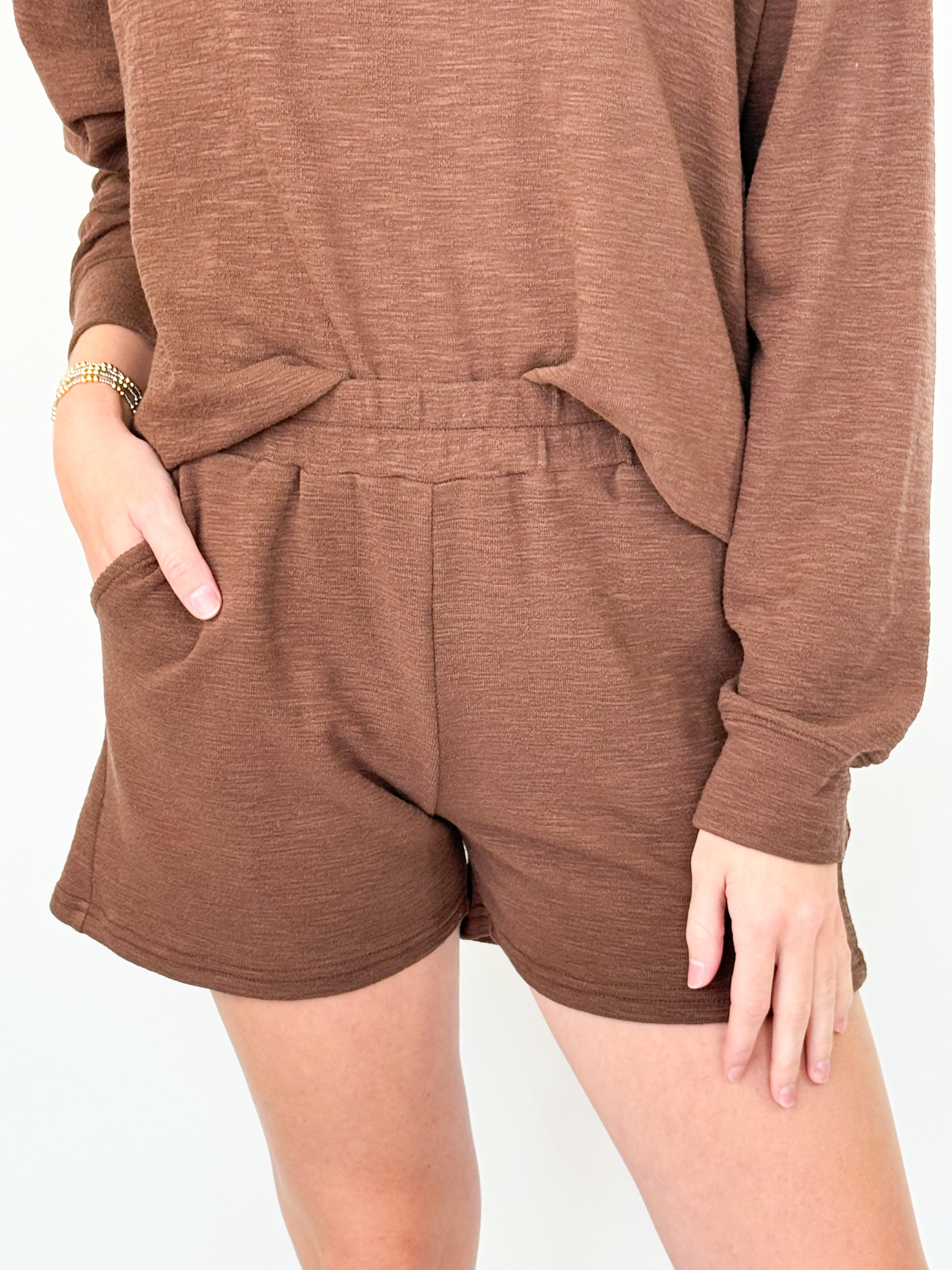 Mallorie - Pullover & Short Set (Brown)