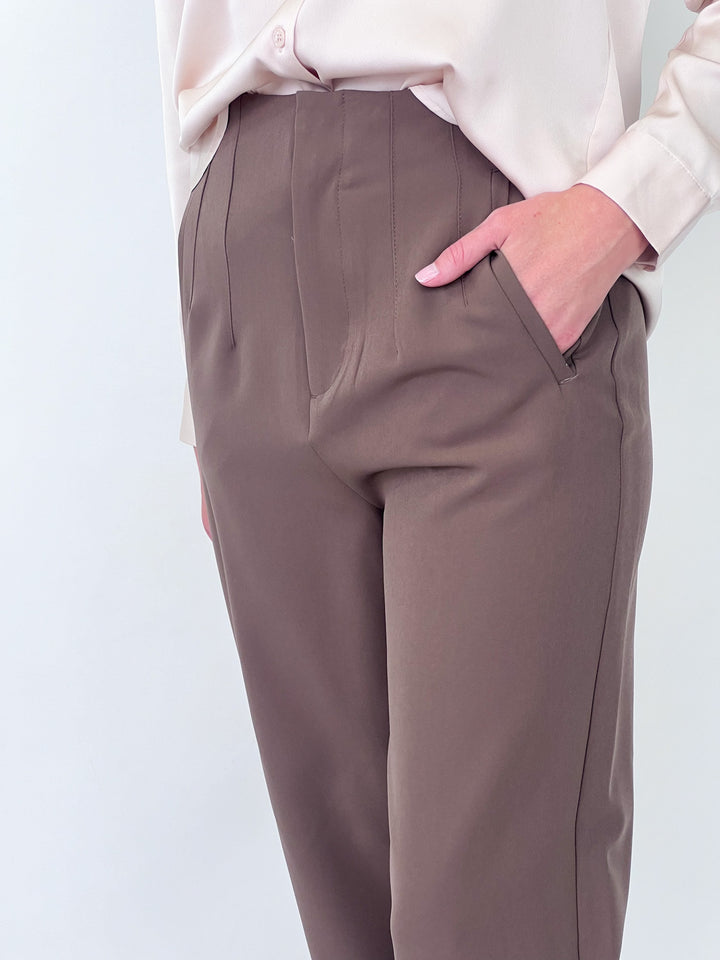 Jada - Taupe Front Pocket Pleated Slacks