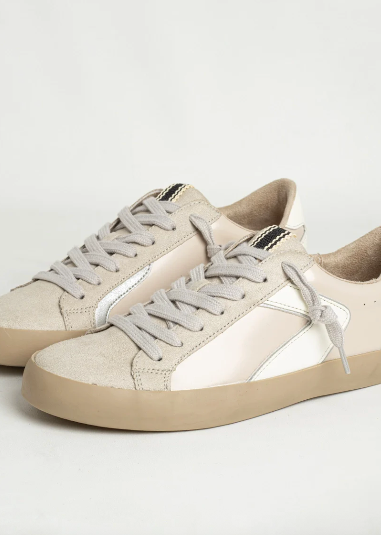 Robbie - Beige Patent Sneakers