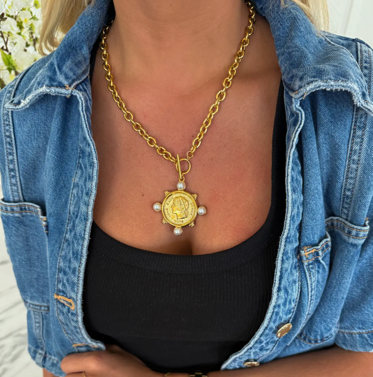 CHANSUTT - Pearl Coin Necklace
