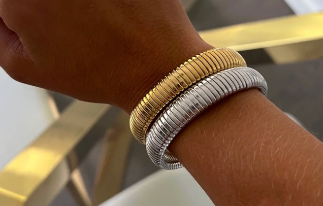 CHANSUTT - Thin Emma Cobra Bracelet