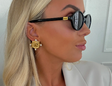 CHANSUTT- Coin Pearl Earrings