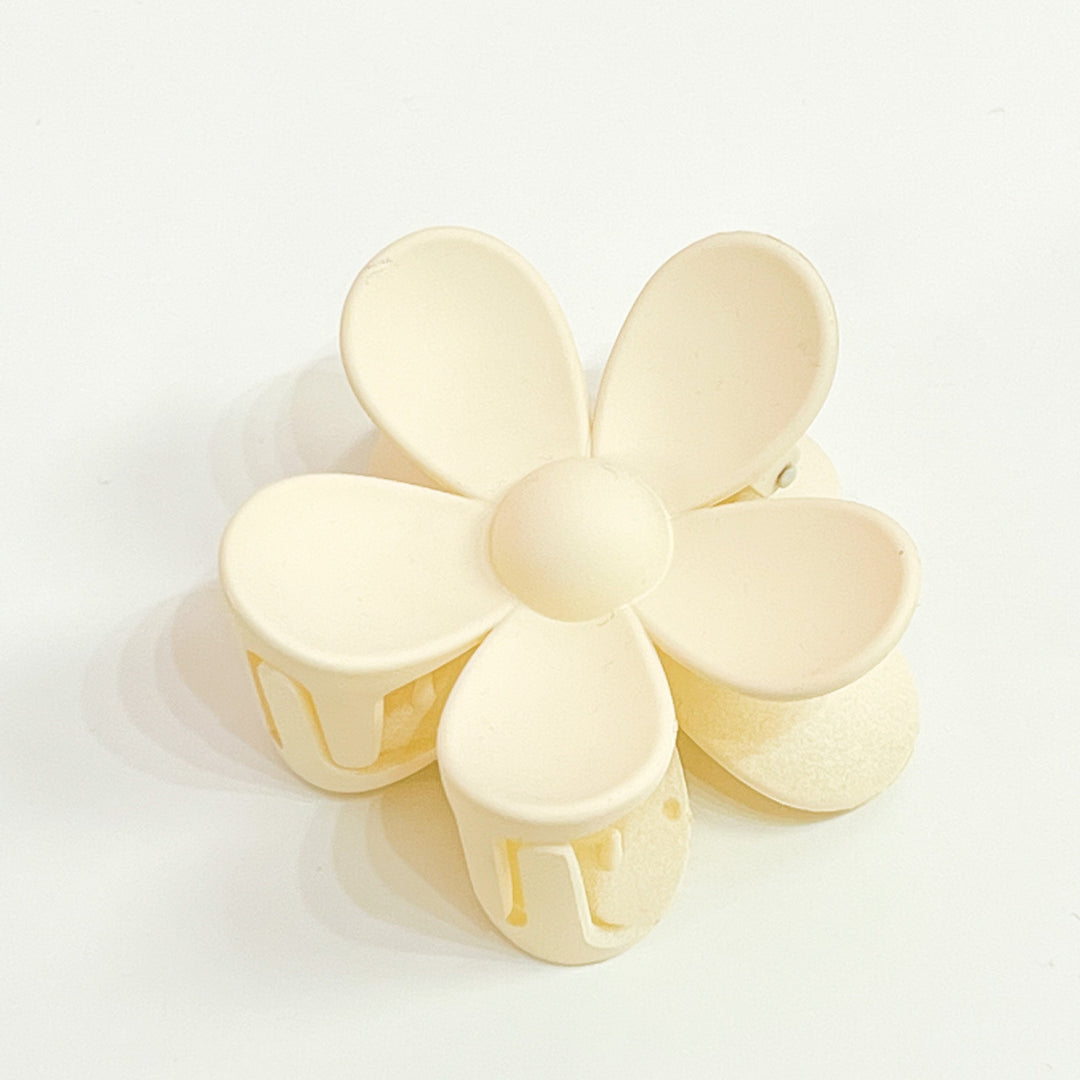 Tia - 3" Flower Hair Claw Clip