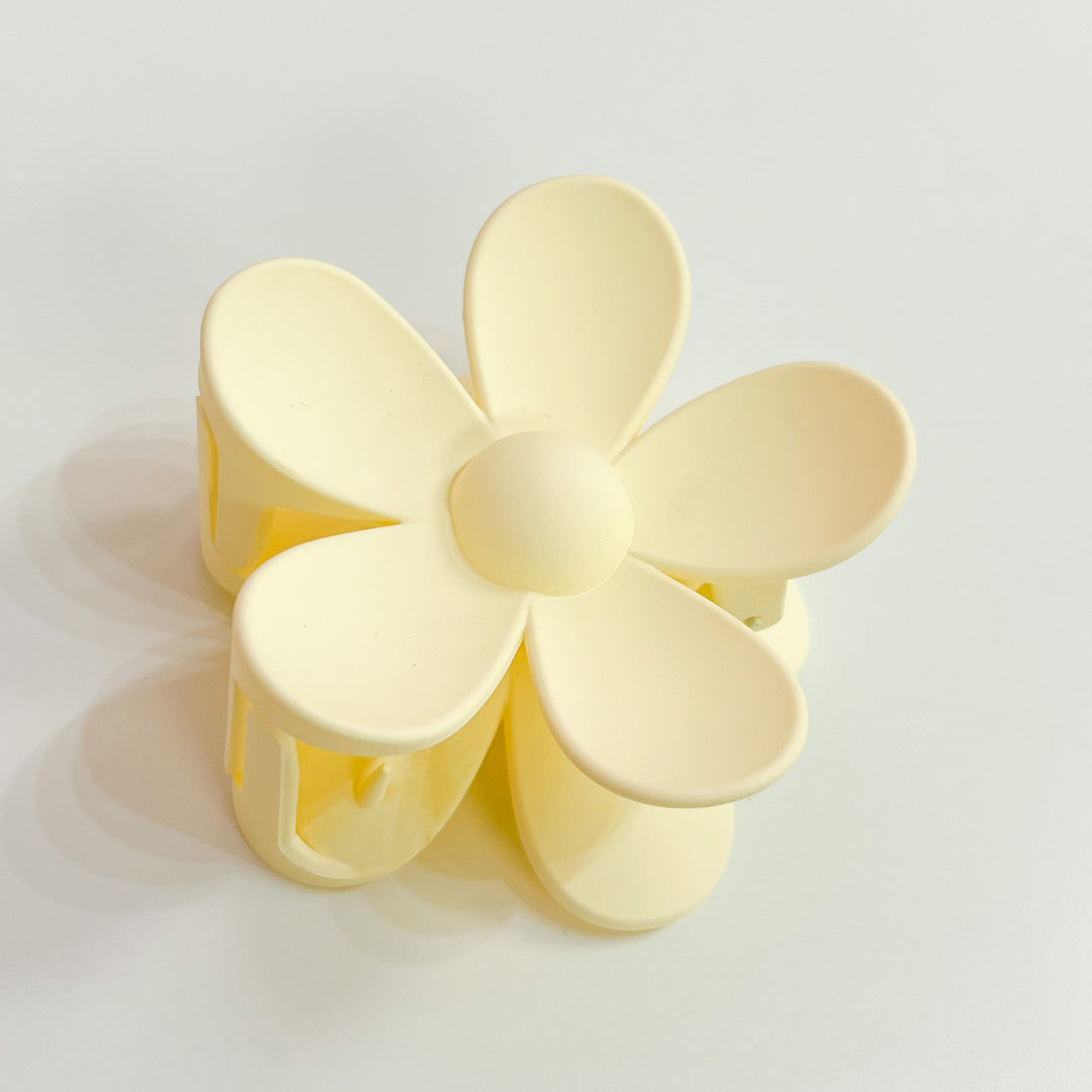 Tia - 3" Flower Hair Claw Clip