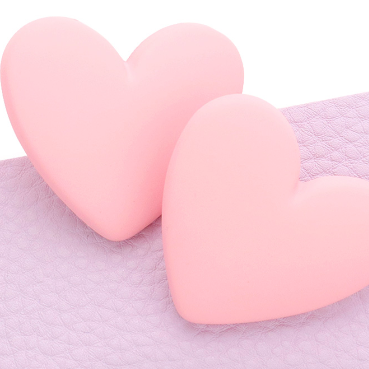 Callie - Clay Heart Earrings (Light Pink)