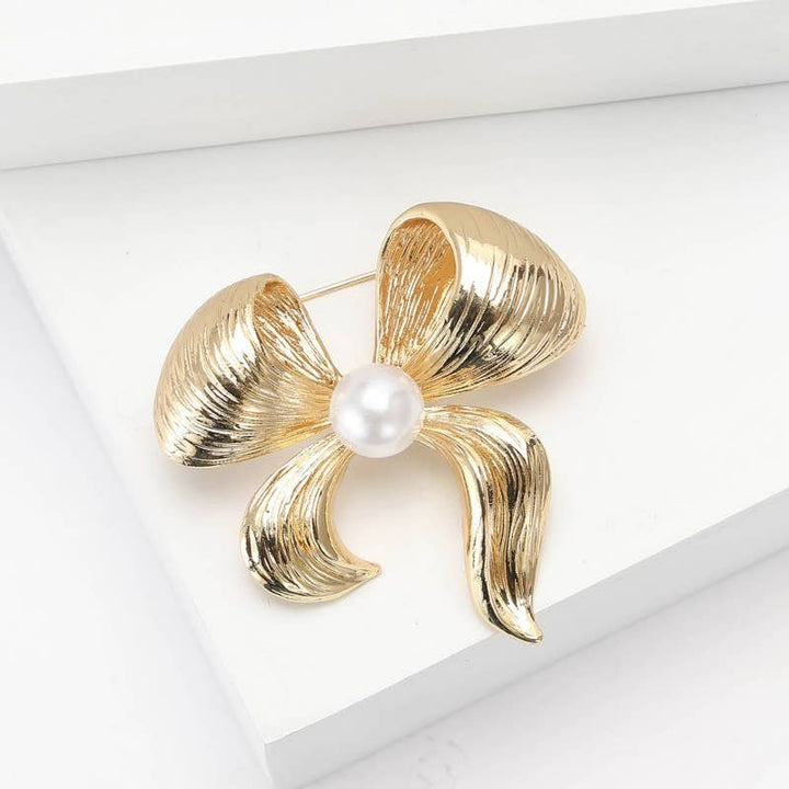 Bella - Elegant Pearl Bow Brooch Pin