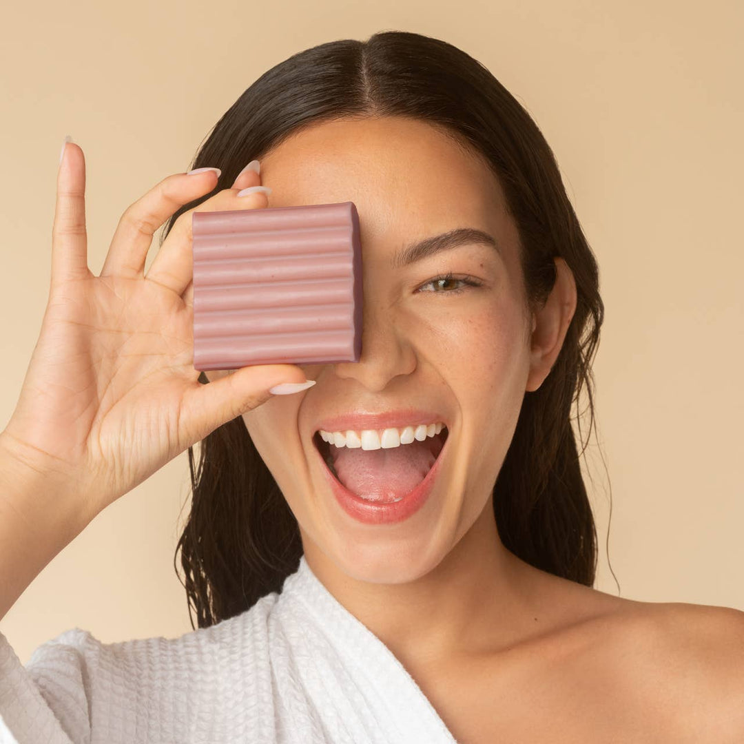 Kitsch - Cleansing Amber Shores Body Wash Bar