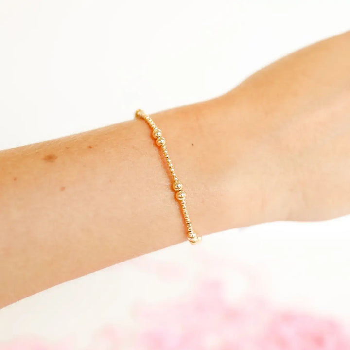 Beaded Blondes - Leah Bracelet in Gold - Extended