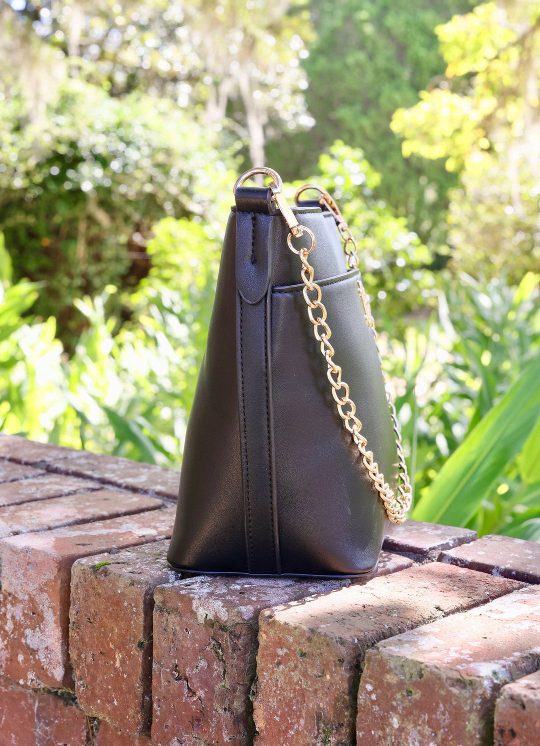 Brielle - Bucket Crossbody Bag (Black)