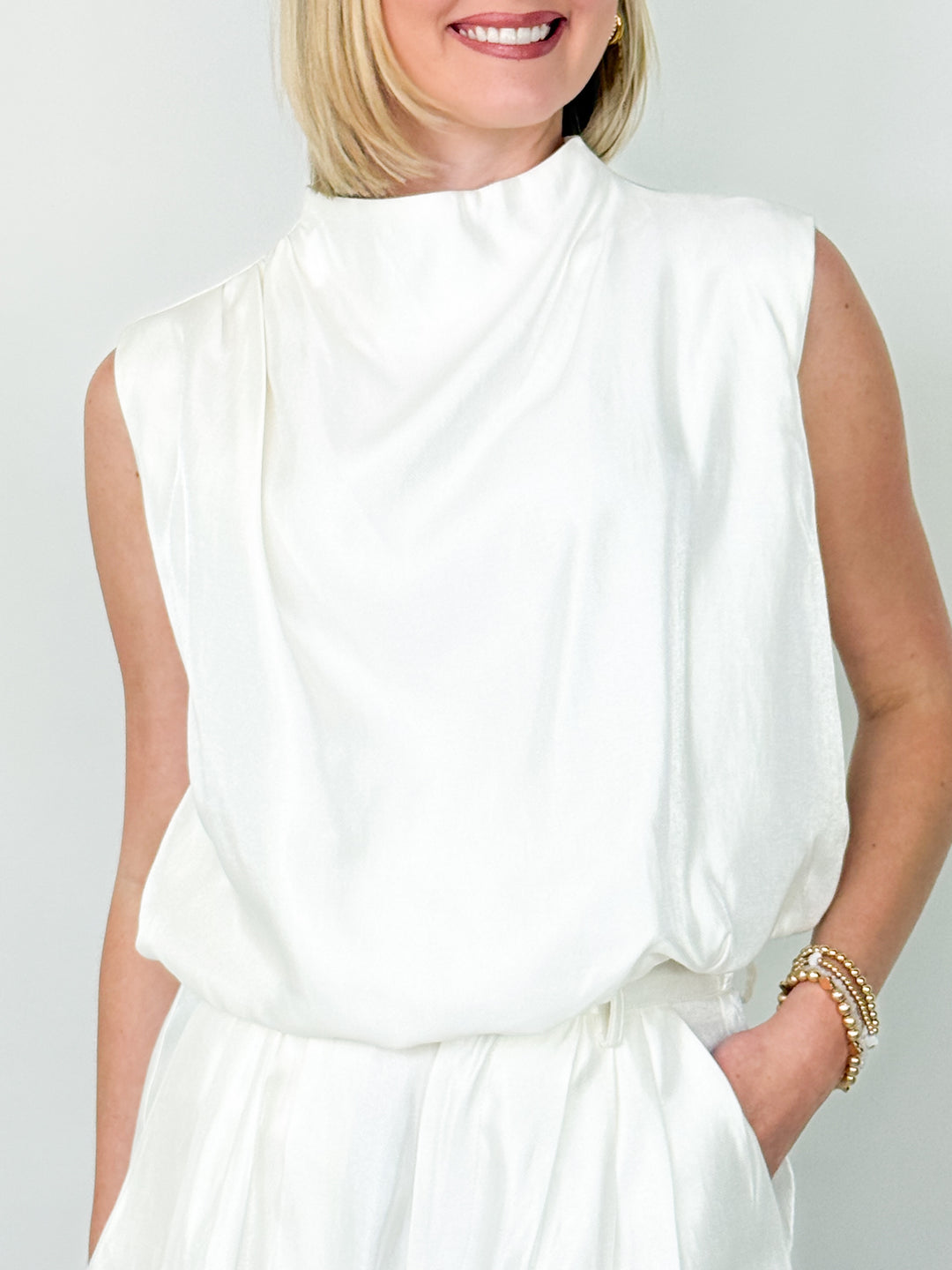 Millie - Mock Neck Bubble Top Short Set (White)