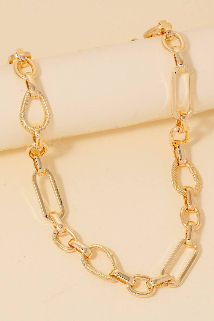 Cassie - Chain Link Necklace