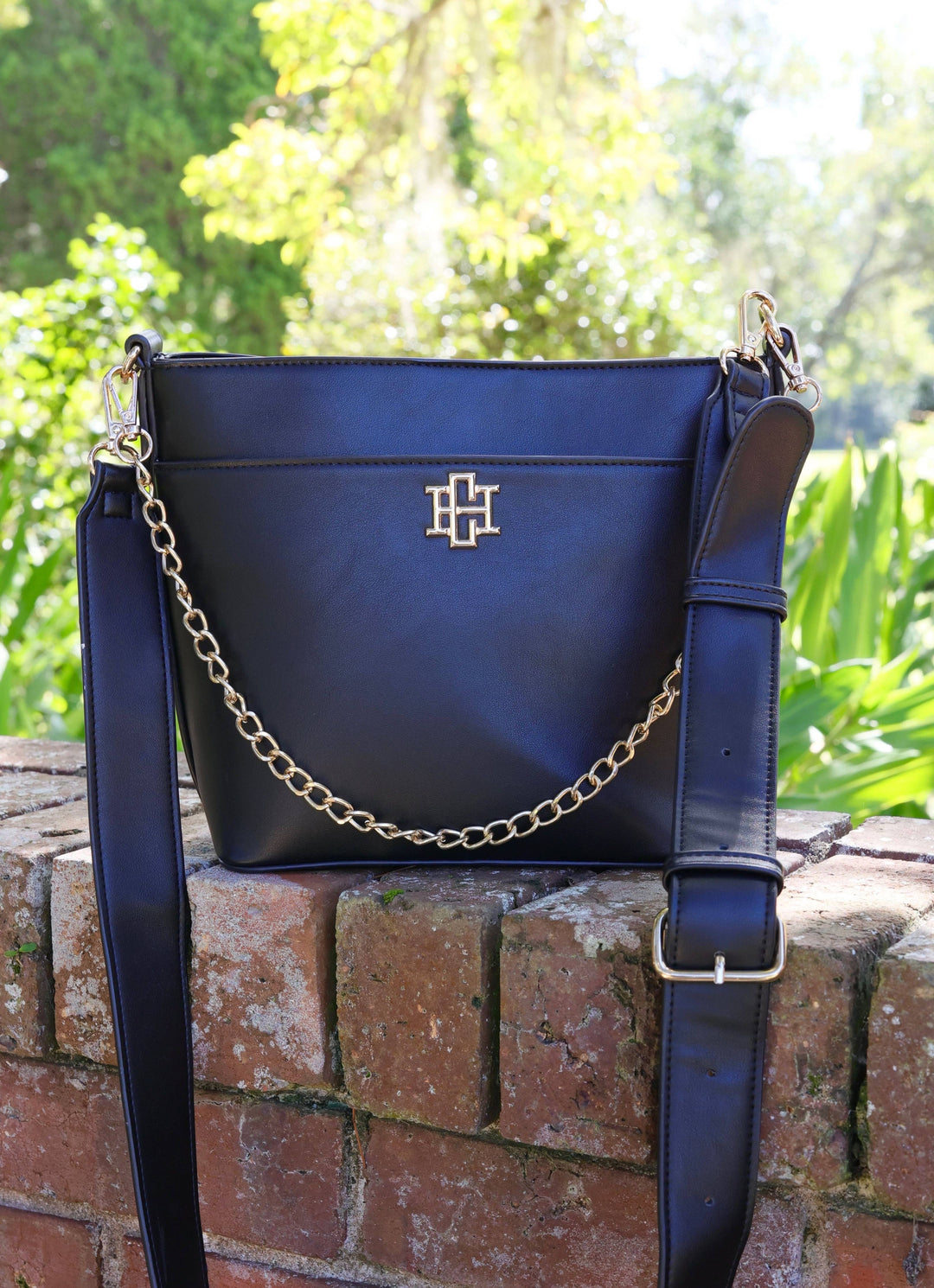 Brielle - Bucket Crossbody Bag (Black)