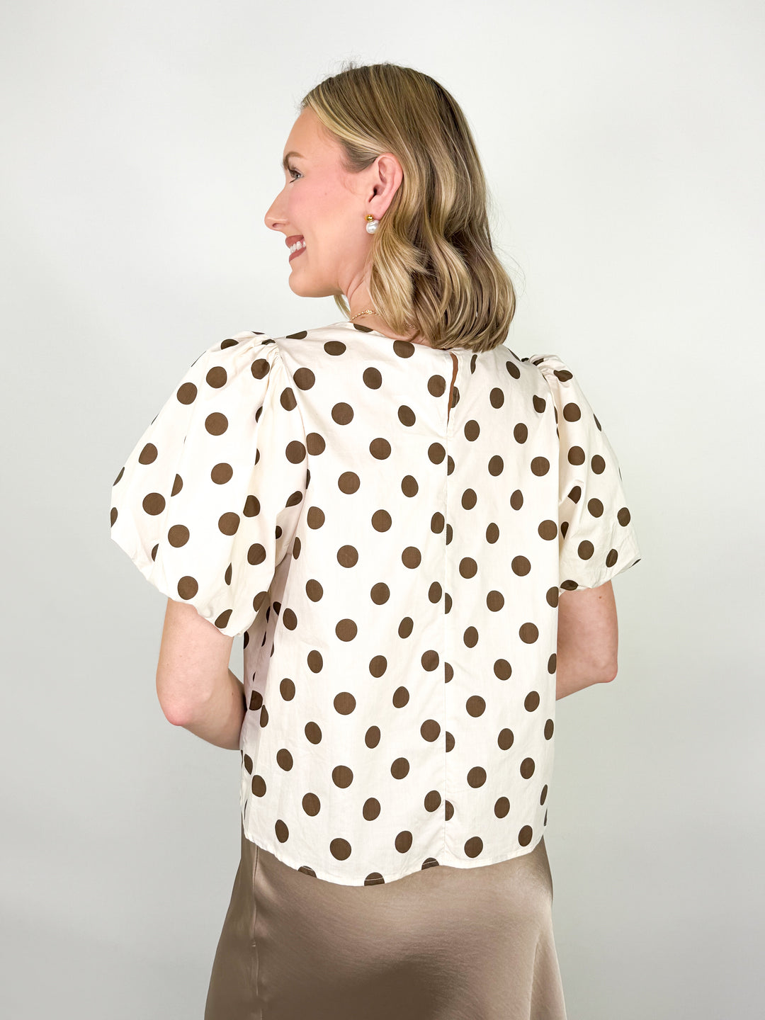 Johanna - Brown Polka Dot Puff Sleeve Blouse