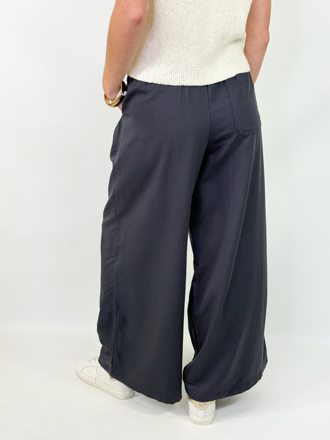 Hayden - Navy Pleated Wide Leg Pant