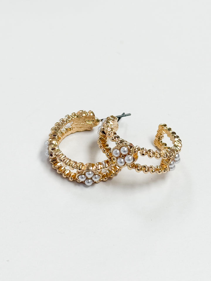 Betsey - Gold Pearl Clover Hoops