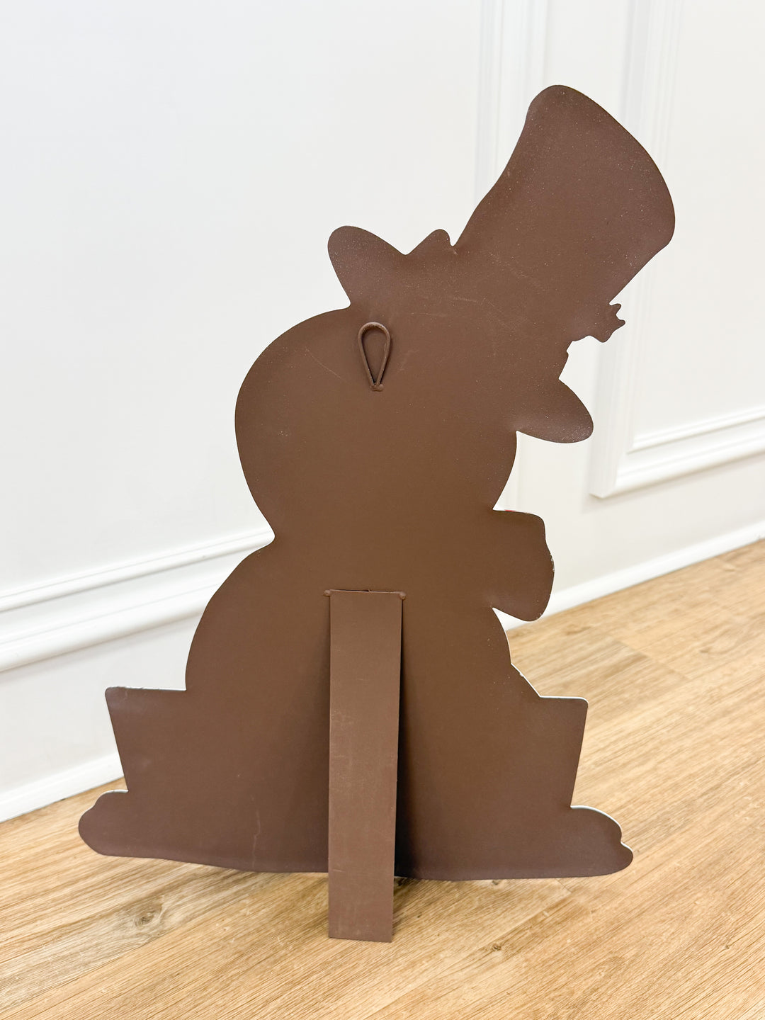 Round Top Collection - Elegant Snowman w/ Gifts