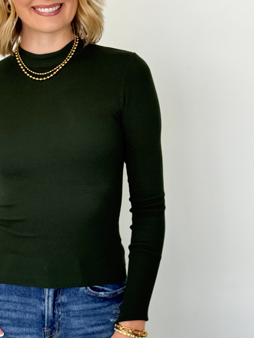 Mindi - Mock Neck Long Sleeve Top (Hunter Green)