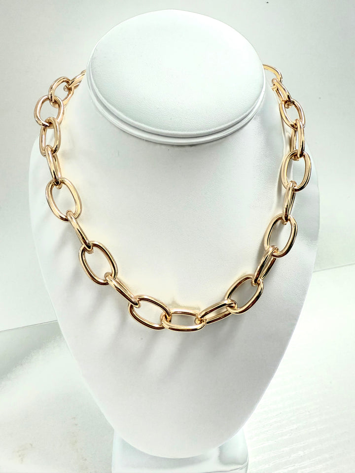 Riley - Gold Chunky Chain necklace