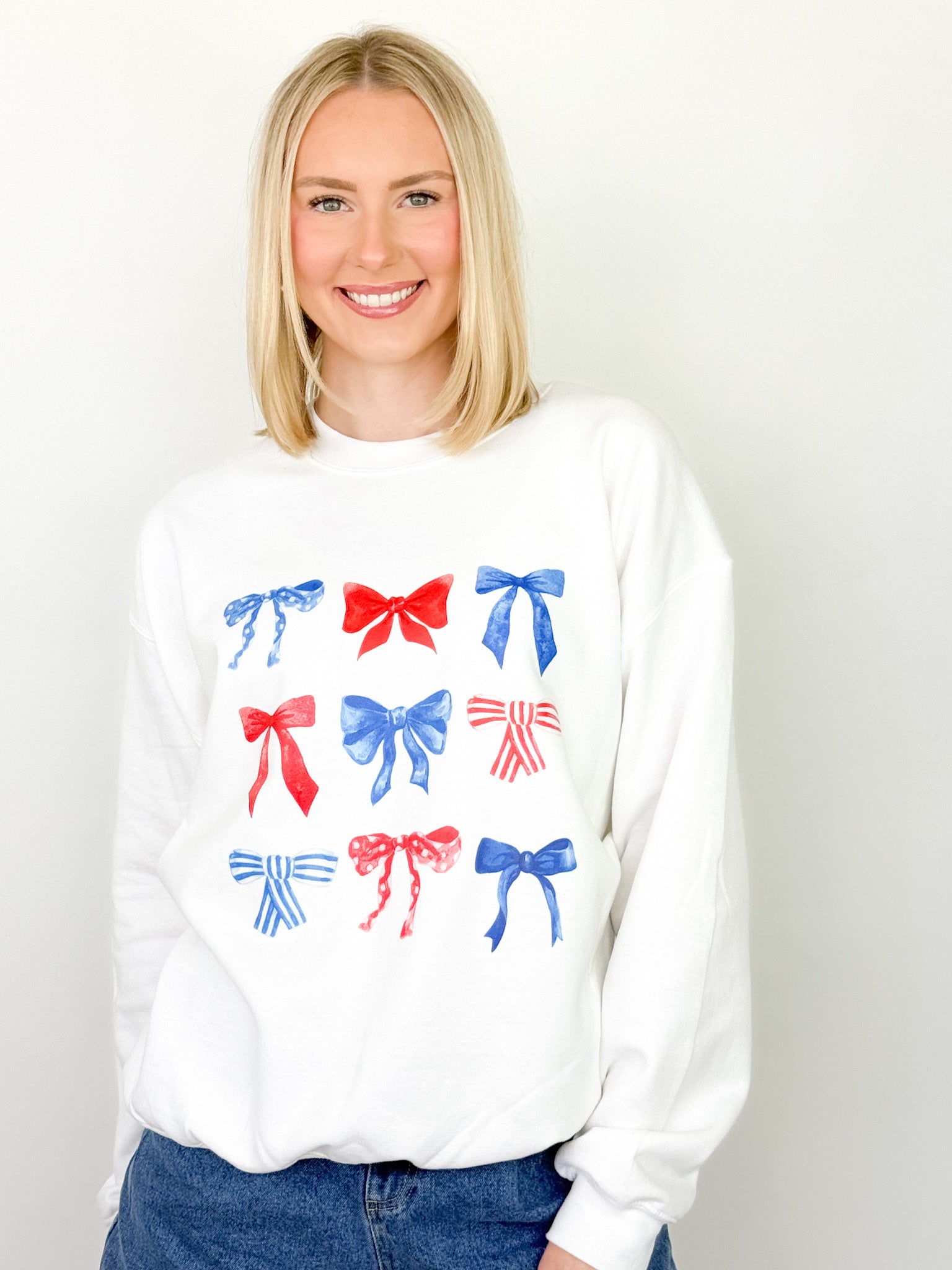 Red, White, & Blue Bow Graphic Sweatshirt (White)